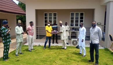 Accountancy Donates Face Masks To The Management Accountancy Donates Face Masks To The Management